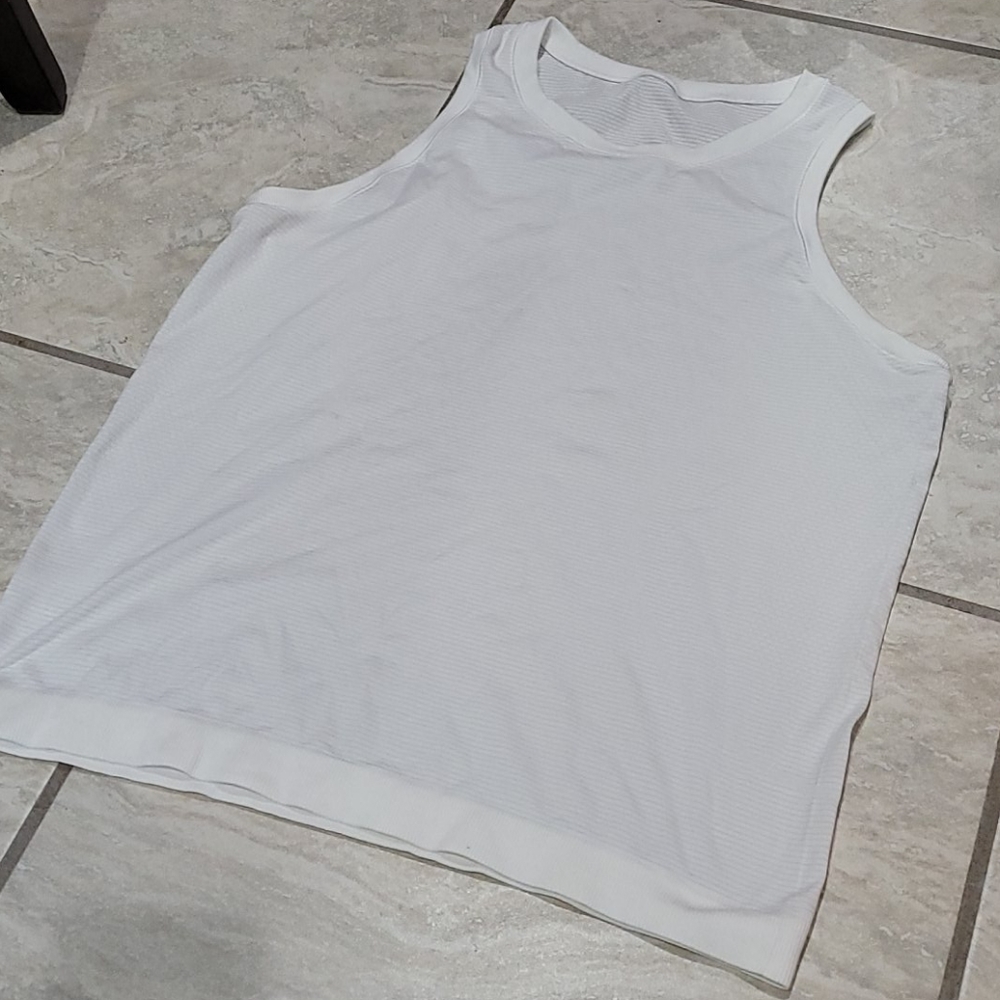 Lululemon Swiftly Breeze Relaxed Fit White Tank